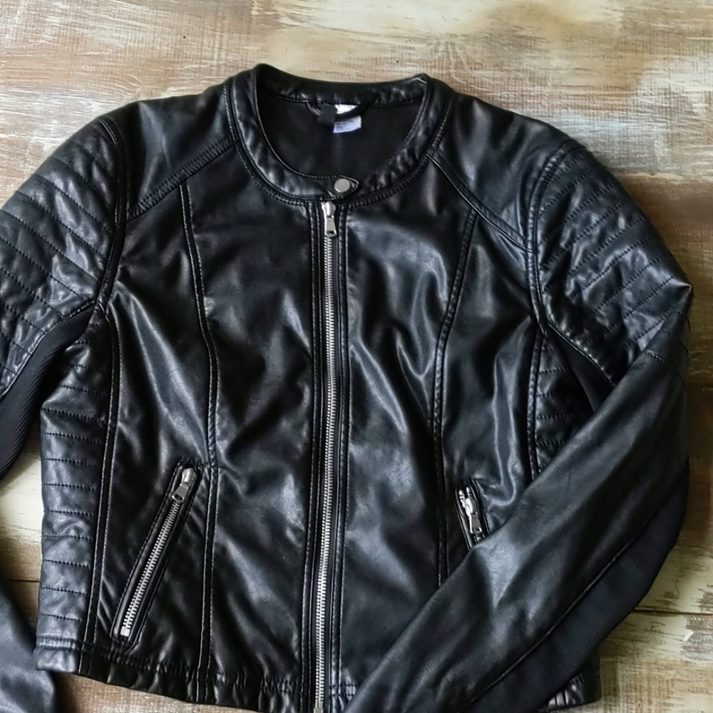 Small Faux leather jacket H&M
